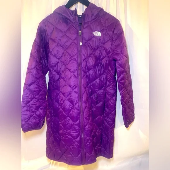The North Face Kids' ThermoBall™ Eco Hooded Parka (Big Girl) Size XL (18)Purple - Picture 2 of 5
